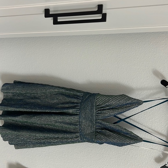 Lulus mini dress NWT - Picture 1 of 2